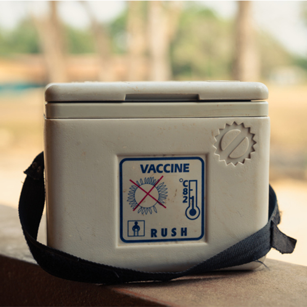 Contenant isotherme pour vaccins