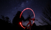 Photographie inbtermittente des étoiles de la Voie lactée, dans l'hémisphère sud du Chili, par Rodrigo Vidal.
