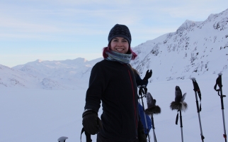 Vivienne  Jaehn-Kreibaum sur une pente de ski