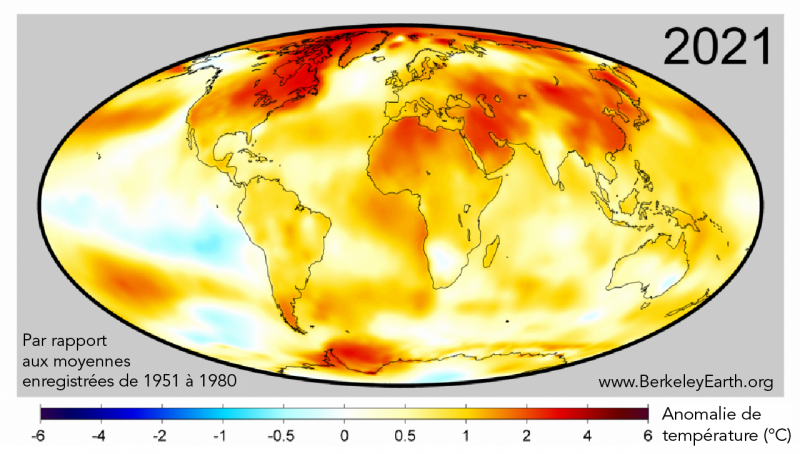 Cette carte montre les augmentations de température des différentes régions du monde en 2021 par rapport aux températures moyennes enregistrées de 1951 à 1980