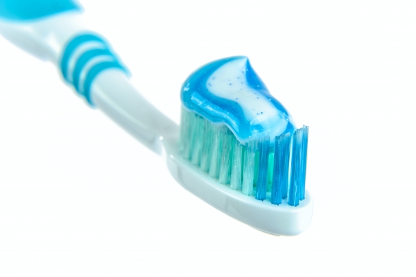 Microbilles dans le dentifrice 